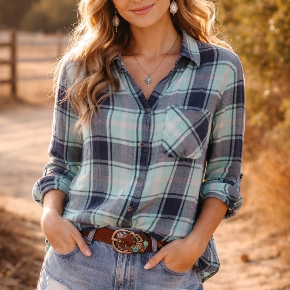 Billy T Plaid Button Down Shirt Teal Blue Tencel Roll Tab Sleeve Small
